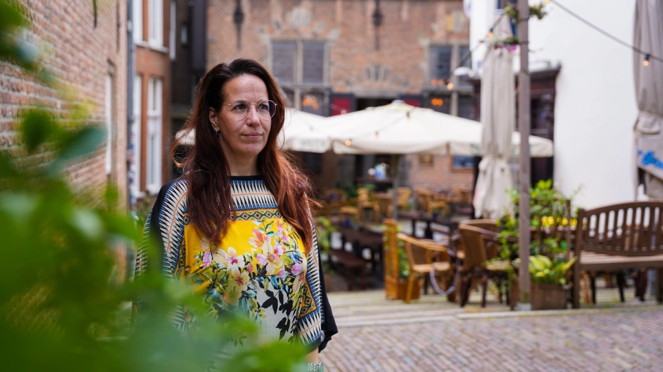 Een foto van Marieke van der Sanden bij artikel op aob.nl/Onderwijsblad