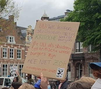 Domplein Utrecht woe 8 mei 2024 JP