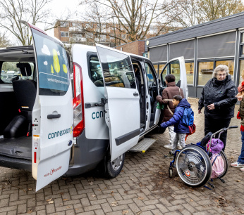 Leerlingenvervoer SBO Het Kasteel Breda foto Fred van Diem 05