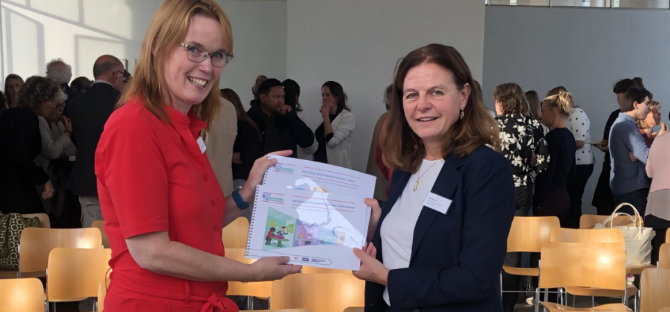 Overhandiging advies Bekwaamheidseisen 2