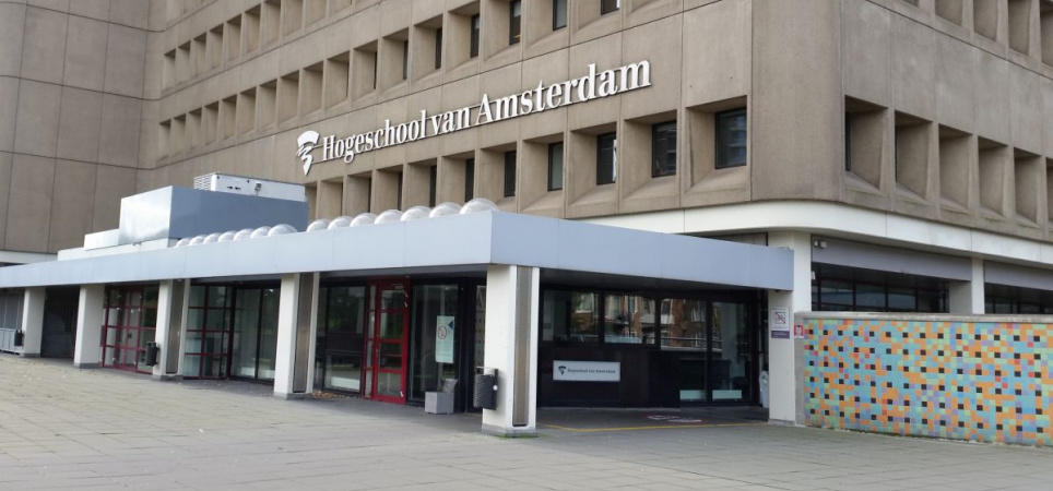 leeuwenburg_in_2019_hogeschool-van-amsterdam_wikimedia-3