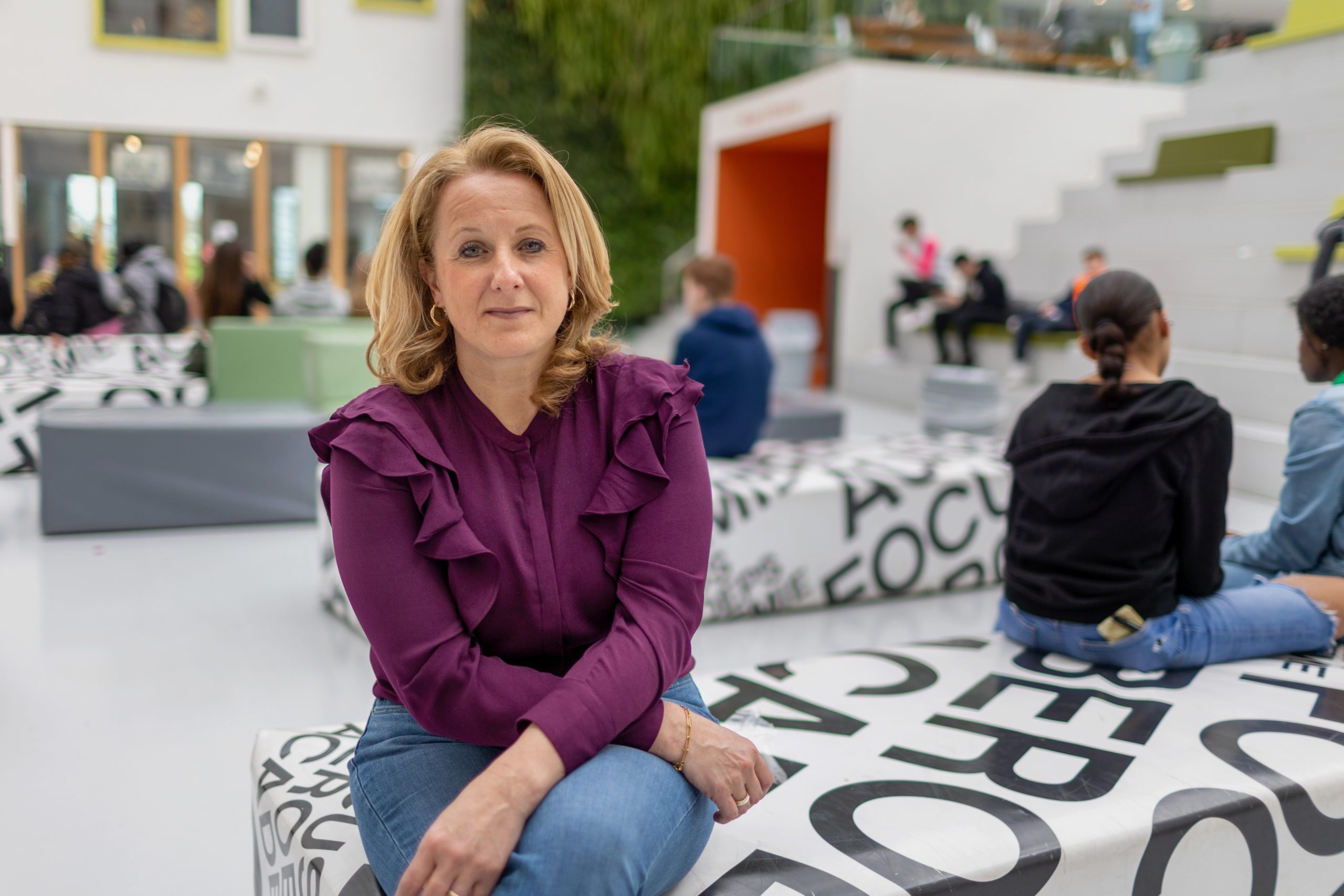 Schoolleider Joni Heijboer vindt dat reguliere scholen moeten erkennen dat ze niet elke uitdagende leerling aankunnen. “Het verbale en non-verbale gedrag van leerlingen stelt onderwijspersoneel soms voor onoverkomelijke problemen.” Beeld Herman Engbers