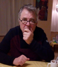 Een foto van docent Nederlands Ton Janssen. Beeld bij artikel op aob.nl/onderwijsblad